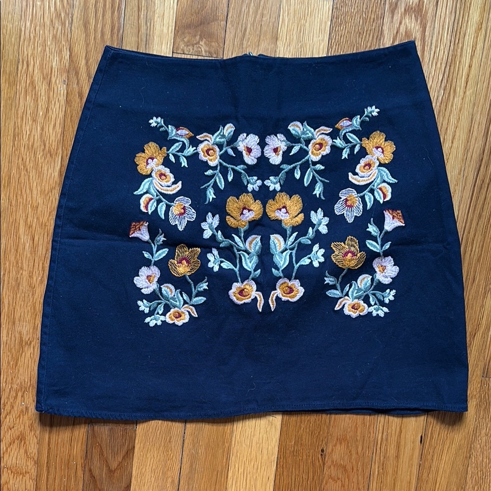 Francesca's Collections Blue Embellished Mini Pencil Skirt